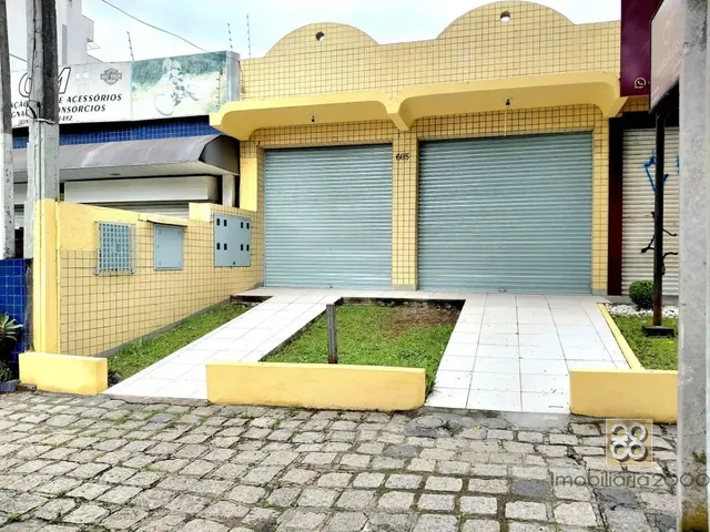 Loja para alugar, no bairro Água Verde em Curitiba