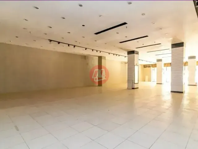 Loja com 616m², para alugar, no bairro Centro Histórico em Porto Alegre