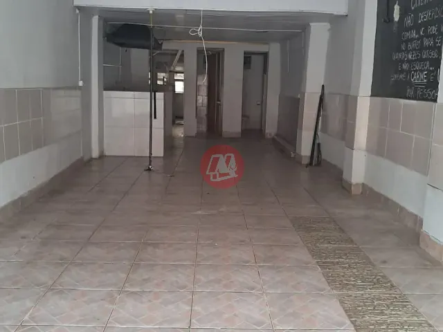 Loja com 110m², para alugar, no bairro Praia de Belas em Porto Alegre