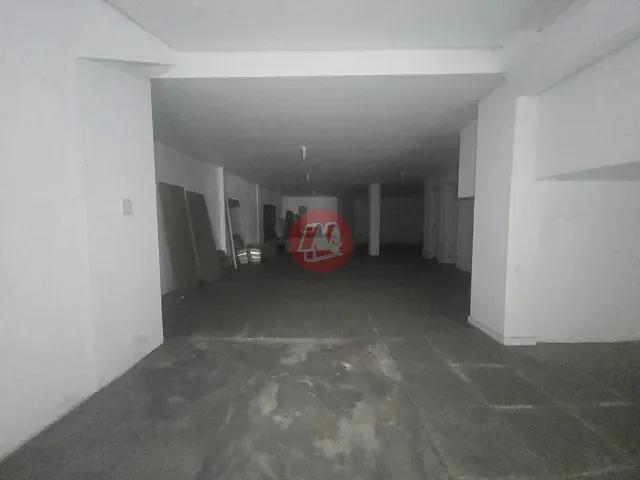 Loja para alugar, no bairro São João em Porto Alegre