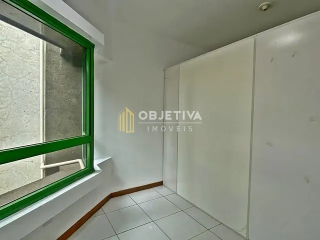 Loja para alugar, no bairro Petrópolis em Porto Alegre