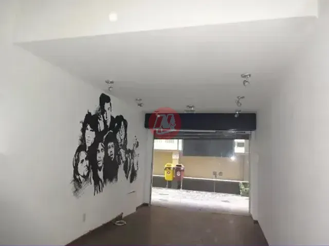 Loja com 60m², à venda ou para alugar, no bairro Independência em Porto Alegre