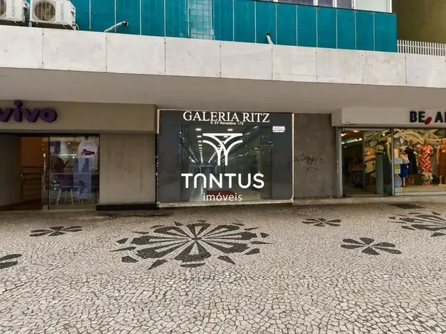 Loja para alugar, no bairro Centro em Curitiba