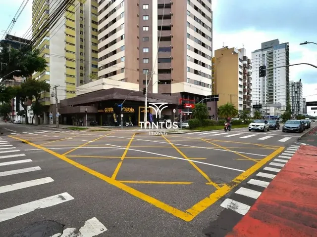 Loja para alugar, no bairro Centro em Curitiba