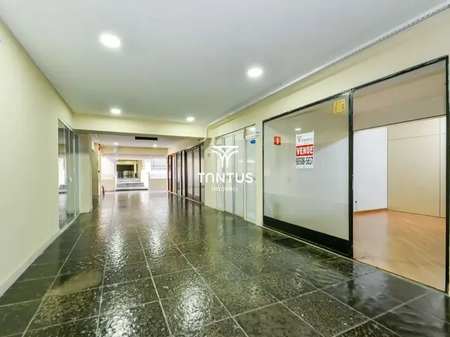 Loja à venda, no bairro Centro em Curitiba