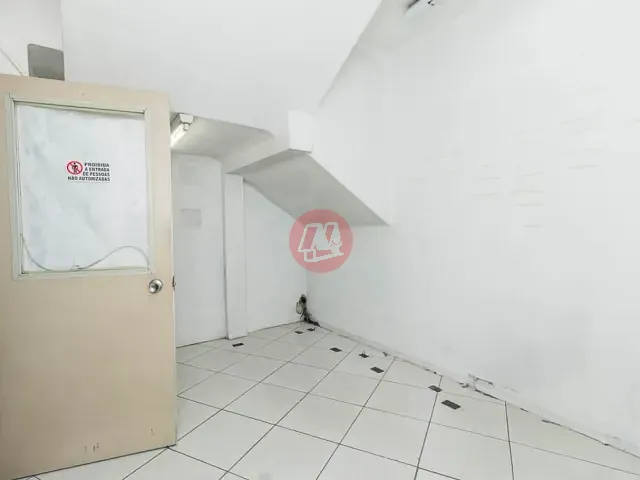 Loja para alugar, no bairro Centro Histórico em Porto Alegre