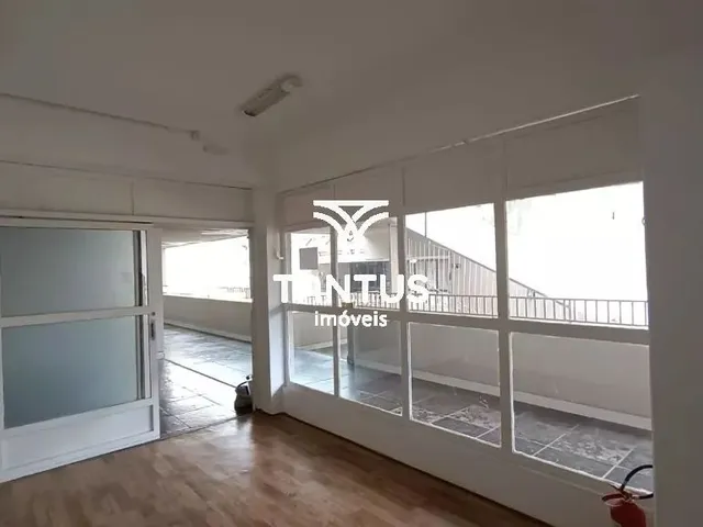 Loja à venda, no bairro Centro em Curitiba