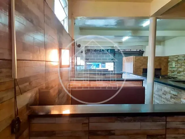 Loja com 250m², para alugar, no bairro Vila Natal em São Paulo