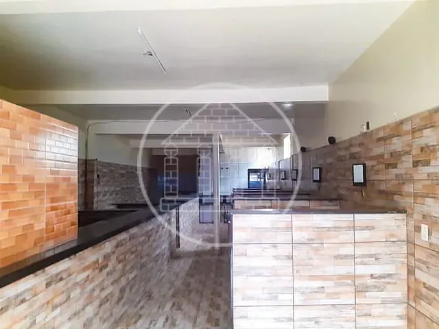 Loja com 250m², para alugar, no bairro Vila Natal em São Paulo