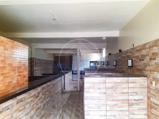 Loja com 250m², para alugar, no bairro Vila Natal em São Paulo