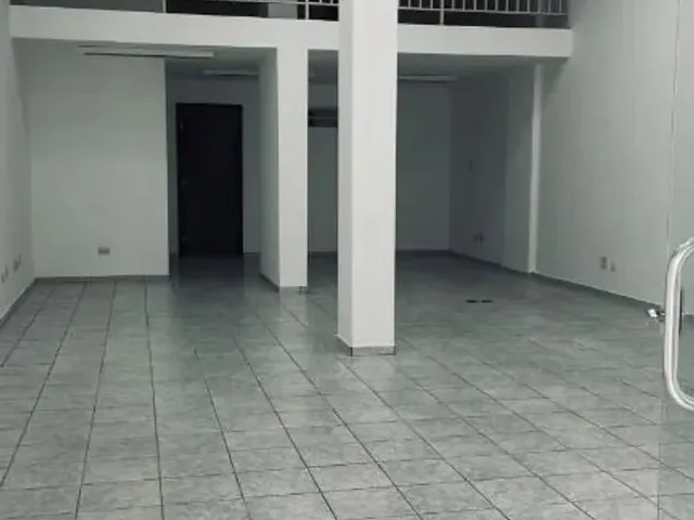 Loja para alugar, no bairro Centro em Curitiba