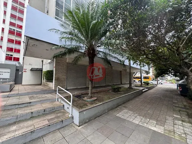 Loja com 134m², para alugar, no bairro Auxiliadora em Porto Alegre