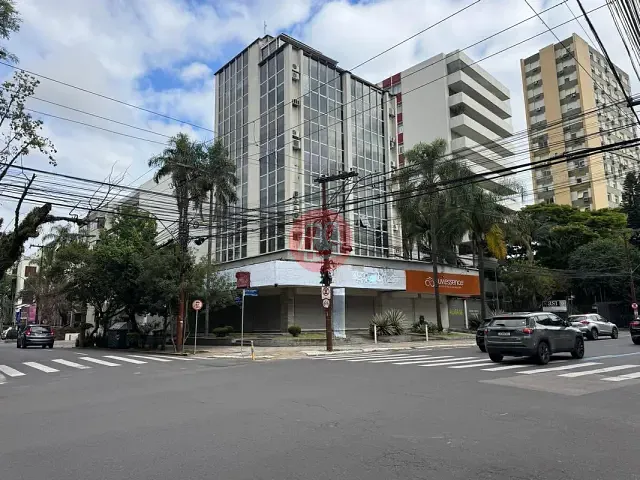 Loja com 134m², para alugar, no bairro Auxiliadora em Porto Alegre