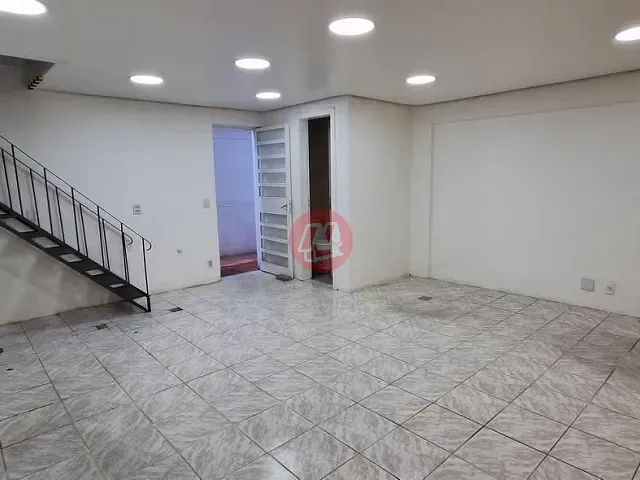 Loja para alugar, no bairro Auxiliadora em Porto Alegre