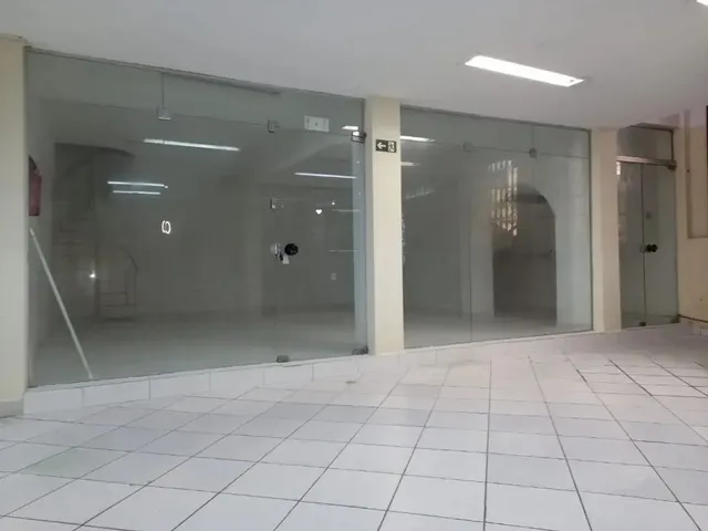 Loja para alugar, no bairro Centro em Curitiba