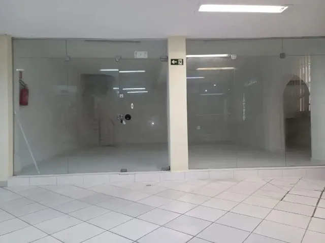 Loja para alugar, no bairro Centro em Curitiba