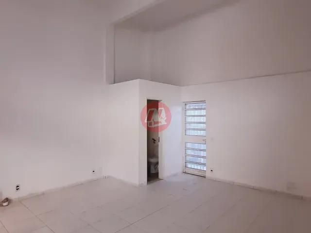 Loja para alugar, no bairro Auxiliadora em Porto Alegre