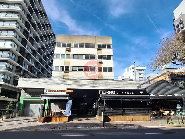 Loja para alugar, no bairro Auxiliadora em Porto Alegre