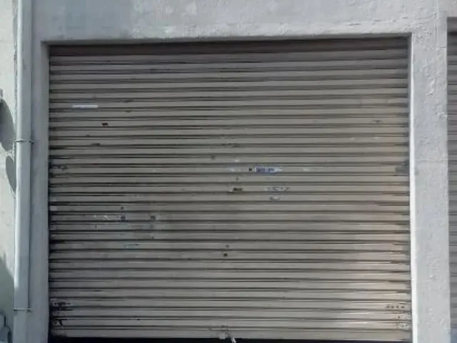 Loja para alugar, no bairro Pinheirinho em Curitiba