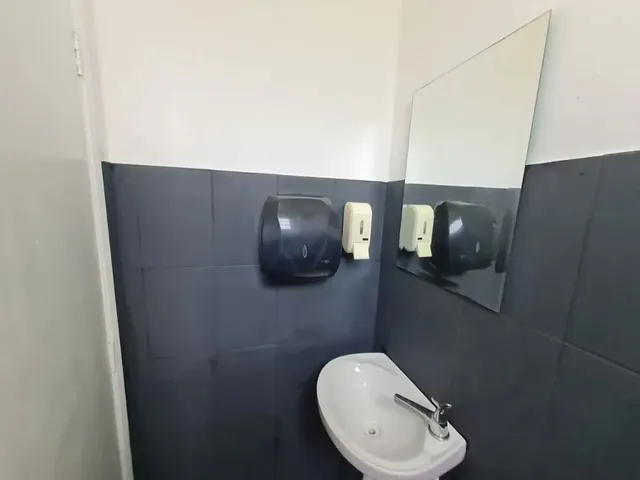 Loja para alugar, no bairro Jardim Atuba I em Pinhais