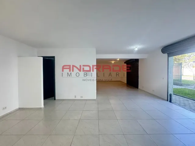 Loja para alugar, no bairro Não informado em Curitiba