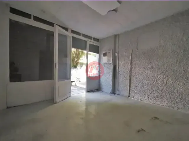 Loja para alugar, no bairro Azenha em Porto Alegre