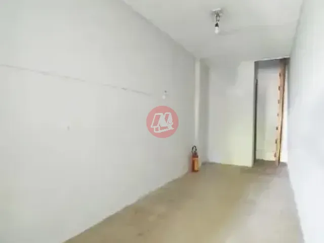 Loja para alugar, no bairro Azenha em Porto Alegre