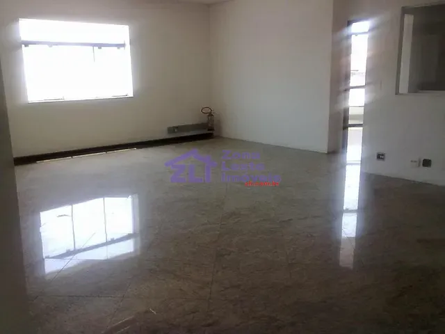 Loja com 460m², para alugar, no bairro Vila Constança em São Paulo