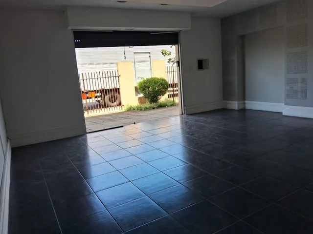 Loja para alugar, no bairro Rebouças em Curitiba