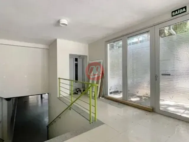 Loja para alugar, no bairro Petrópolis em Porto Alegre