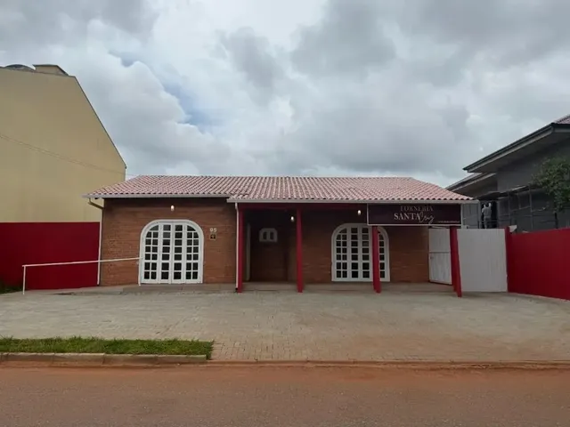 Loja à venda, no bairro Butiatuvinha em Curitiba