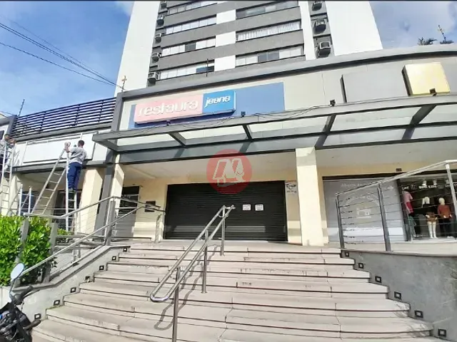 Loja para alugar, no bairro Boa Vista em Porto Alegre