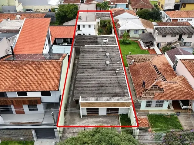 Loja à venda, no bairro Santa Quitéria em Curitiba