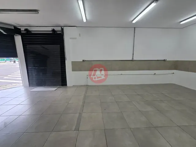 Loja para alugar, no bairro Partenon em Porto Alegre