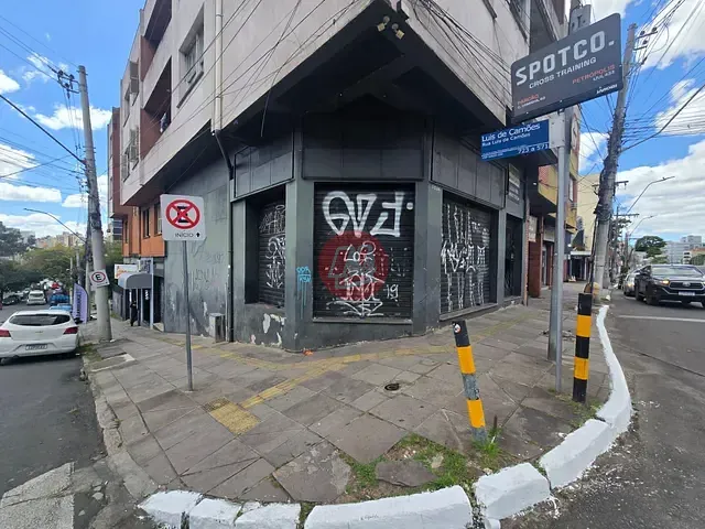 Loja para alugar, no bairro Partenon em Porto Alegre