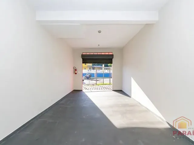 Loja para alugar, no bairro Xaxim em Curitiba