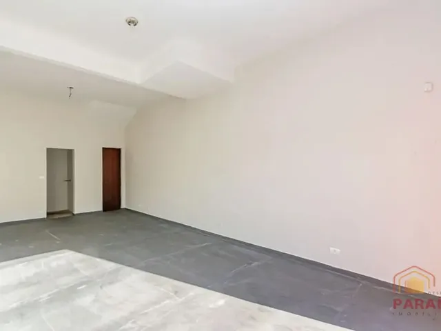 Loja para alugar, no bairro Xaxim em Curitiba
