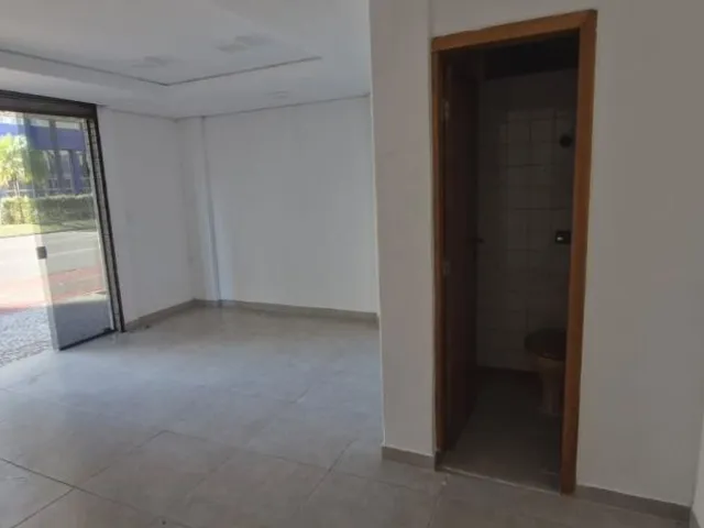 Loja à venda, no bairro Centro em Curitiba