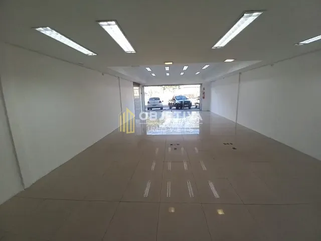 Loja para alugar, no bairro Partenon em Porto Alegre