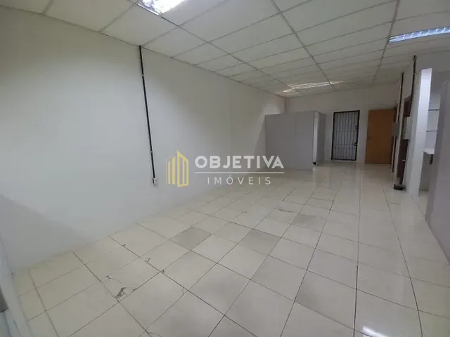 Loja para alugar, no bairro Partenon em Porto Alegre