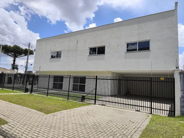 Loja à venda ou para alugar, no bairro Juvevê em Curitiba