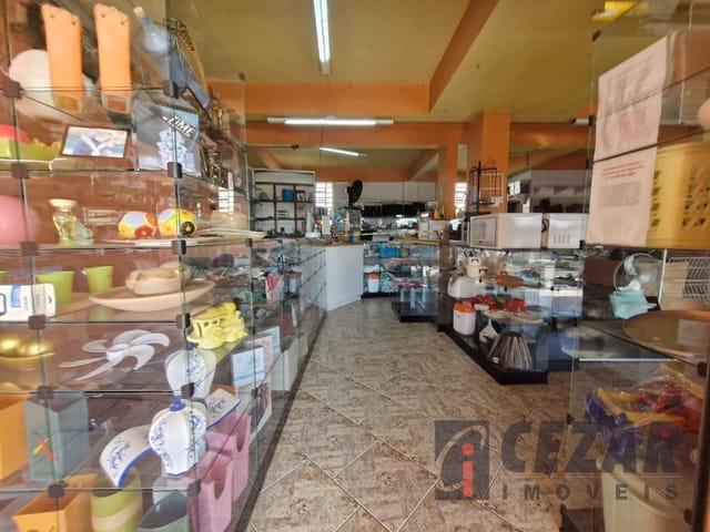 Loja para alugar, no bairro Bairro Alto em Curitiba