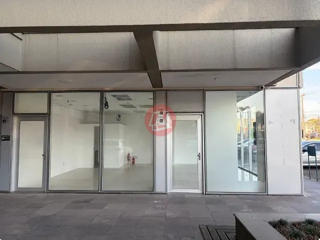 Loja para alugar, no bairro Jardim Botânico em Porto Alegre