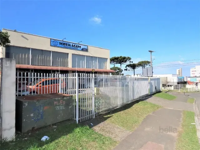 Loja à venda, no bairro Santa Cândida em Curitiba
