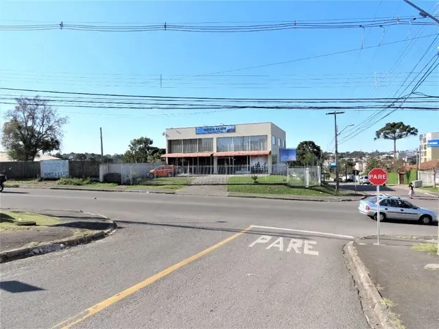 Loja à venda, no bairro Santa Cândida em Curitiba