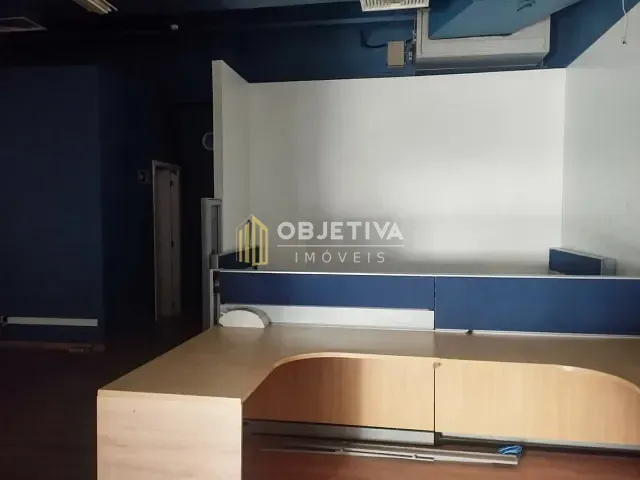 Loja para alugar, no bairro Moinhos de Vento em Porto Alegre