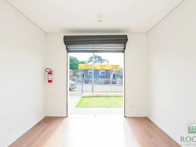 Loja para alugar, no bairro Tingui em Curitiba
