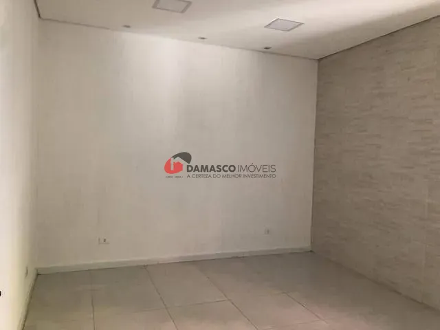 Loja para alugar, no bairro Vila Assunção em Santo André