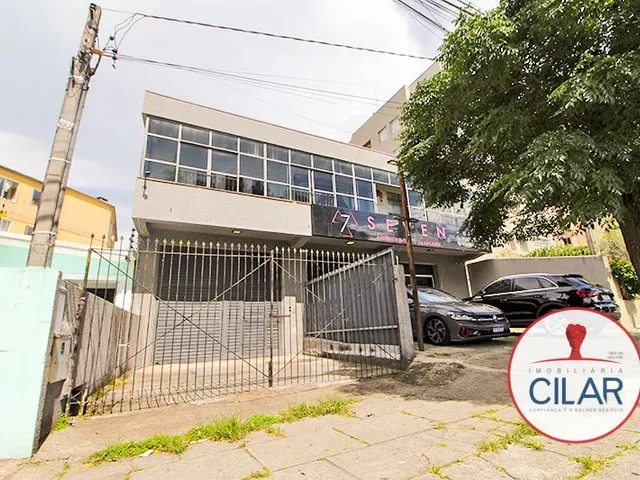 Loja com 395m² 4 quartos e 4 banheiros, à venda, no bairro Portão em Curitiba