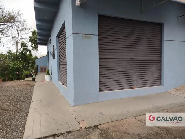Loja para alugar, no bairro Cajuru em Curitiba